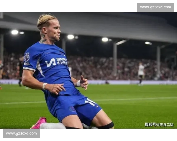 拜仁天价截胡未果！吉滕斯铁心回归切尔西续写英超梦